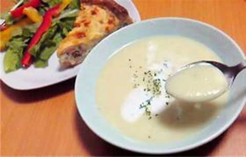 “ビシソワ―ズ” じゃがいもの冷たいスープ（2人分）【食育レシピ】