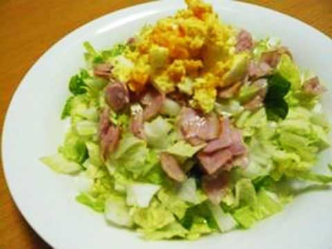 白菜とベーコンの桜色サラダ（2人分）【食育レシピ】